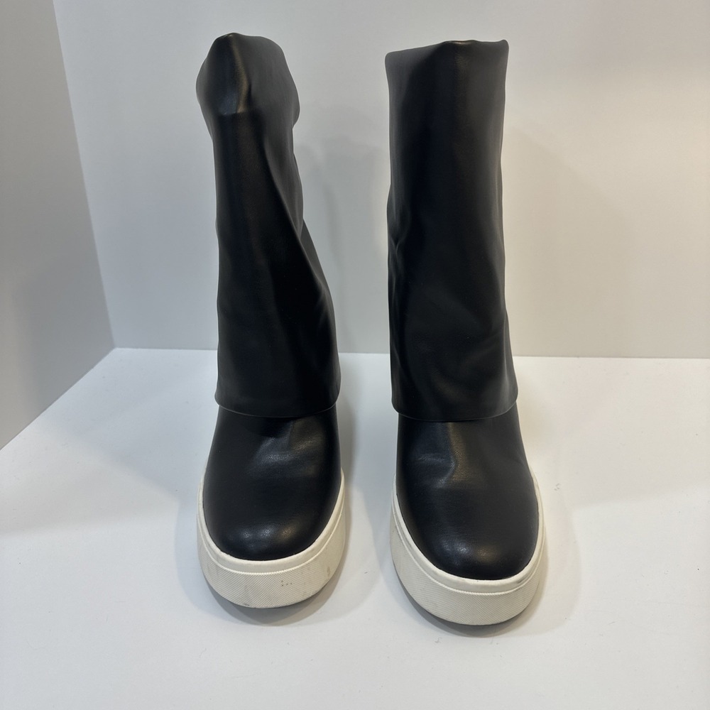 Guess Women's Guinna Ankle Boots Black Size 9M - Picture 2 of 7